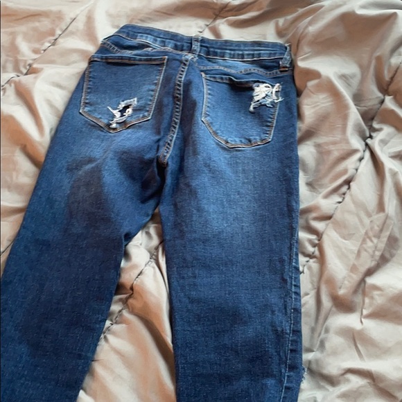 women’s jeans - Picture 2 of 3